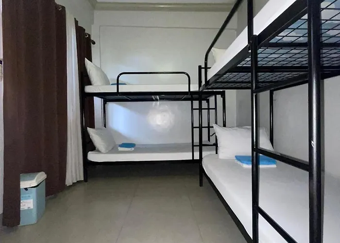 Nadelmar And Hotel 3*