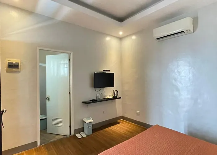 Nadelmar And Hotel 3*